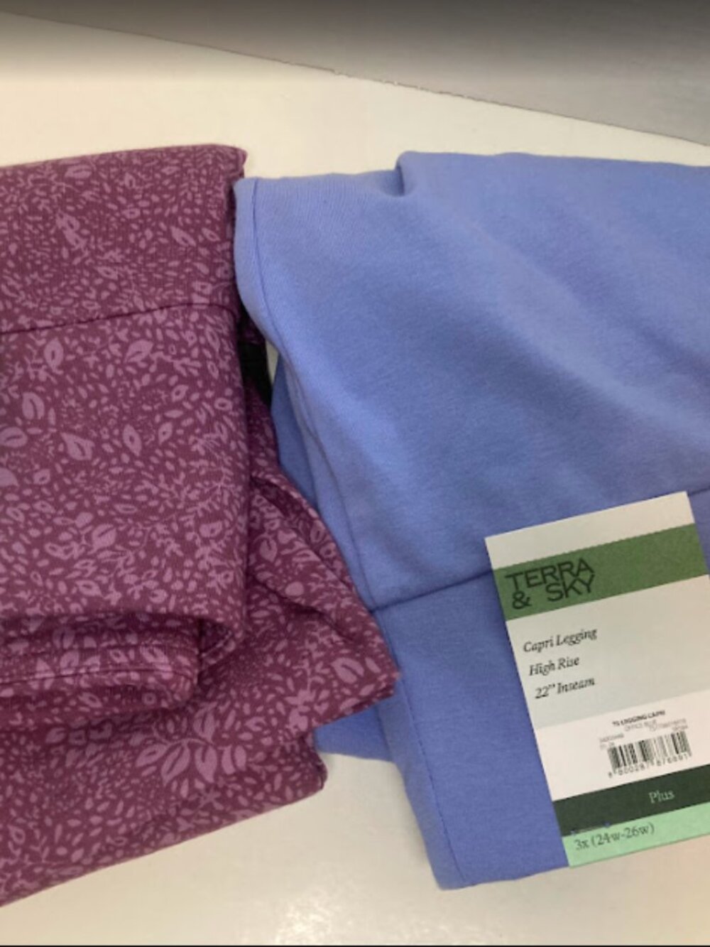 Terra and Sky High Rise Capris 3X